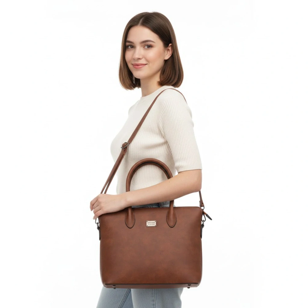 Elegantní hnědá dámská kabelka Tessra – 3v1 (do ruky, na rameno, crossbody)