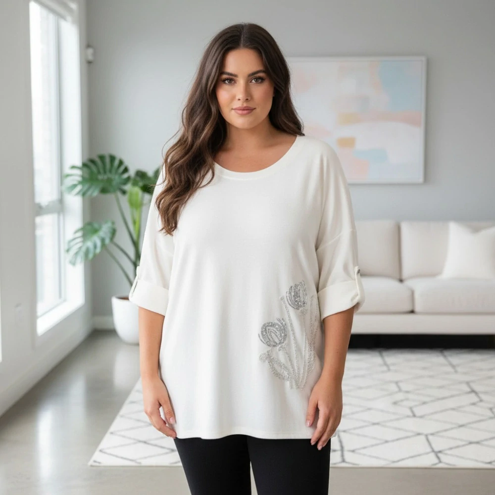 Dámský bílý delší svetr univerzální velikost XXL - 4XL T1337