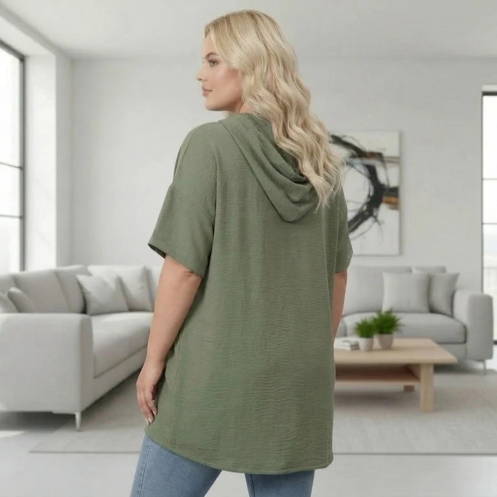 Italská móda - Dámská khaki tunika s kapucí pro plnoštíhlé univerzální velikost XL - XXXL O1578