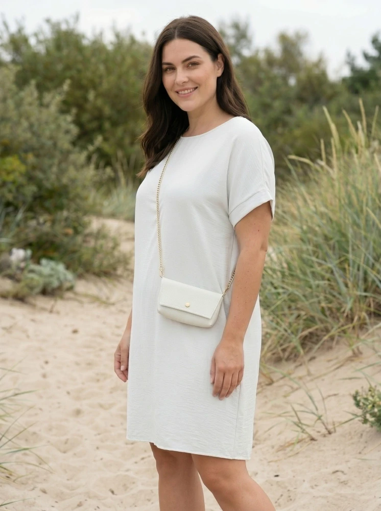 Bílé letní šaty s kabelkou L570
