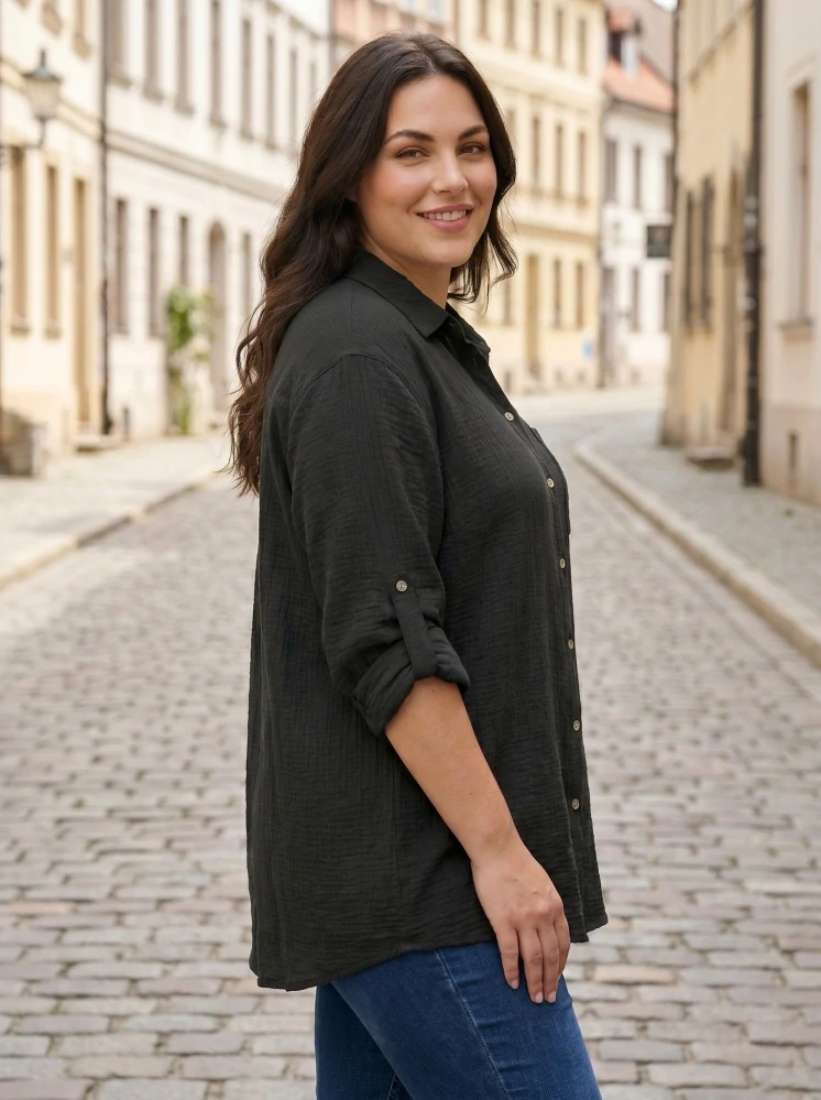 Černá mušelínová košile Gil i pro plnoštíhlé N1812