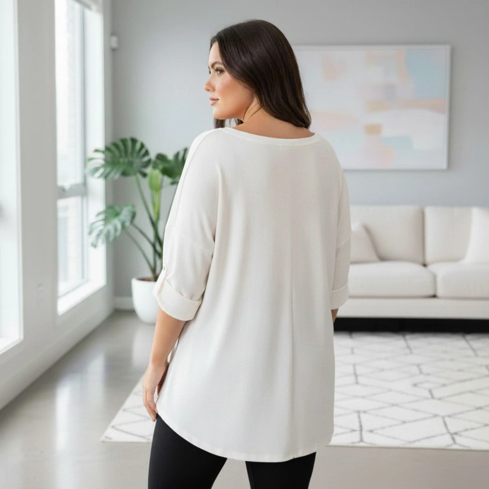 Dámský bílý delší svetr univerzální velikost XXL - 4XL T1337