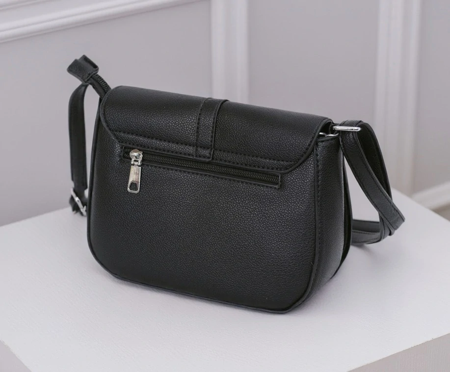Malá kabelka David Moda s klopou černá L4979