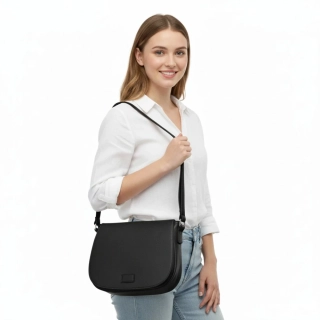 Dámská černá lovecká kabelka Pelletteria Beta crossbody i na rameno N1441